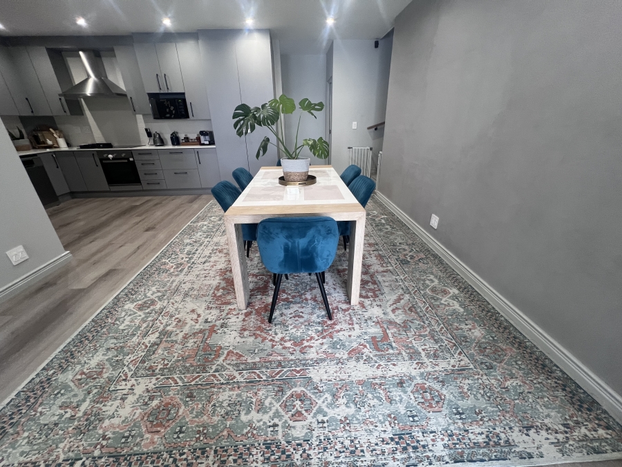 To Let 4 Bedroom Property for Rent in Royal Ascot Western Cape